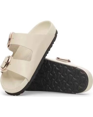 BIRKENSTOCK SANDALIAS ARIZONA BIG BUCKLE EN PIEL NATURAL ACHAROLADA BEIGE