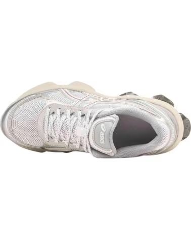 SAPATILHAS ASICS 1203A591-101 EM BEGE