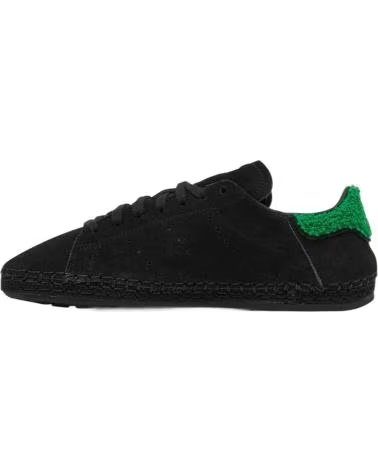 ADIDAS ZAPATILLA JQ9227 EN NEGRO PARA UNISEX