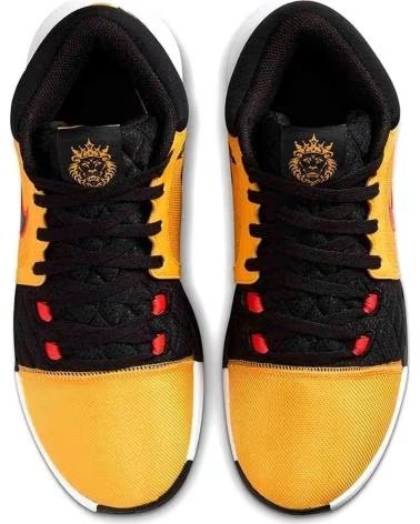 NIKE ZAPATILLAS DE BALONCESTO LEBRON WITNESS 8 EN AMARILLO PARA HOMBRE UNIVERSITY GOLD BLACK