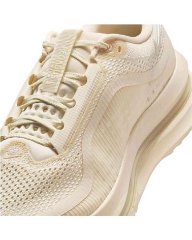 NIKE ZAPATILLAS DE RUNNING PEGASUS PREMIUM SP NATURAL EN BEIGE PARA HOMBRE