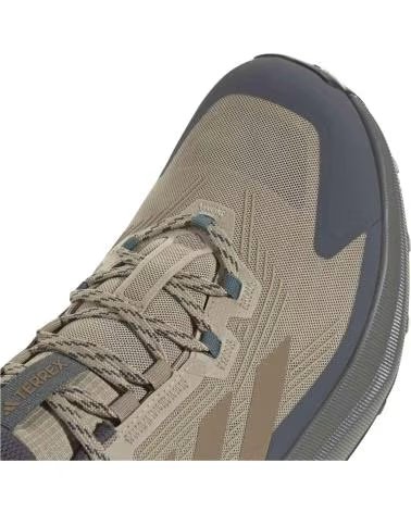ADIDAS ZAPATOS DE MONTANA JQ9924 EN BEIGE PARA HOMBRE GRIS