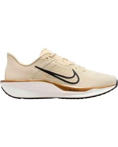 NIKE ZAPATILLAS DE RUNNING QUEST 6 PARA MUJER BROWN