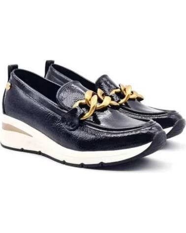 Inicio-XTI-MOCASÍN XTI 144224 NEGRO CON CADENA DORADA Y PLATAFORMA DEPORTIVA-NEGRO