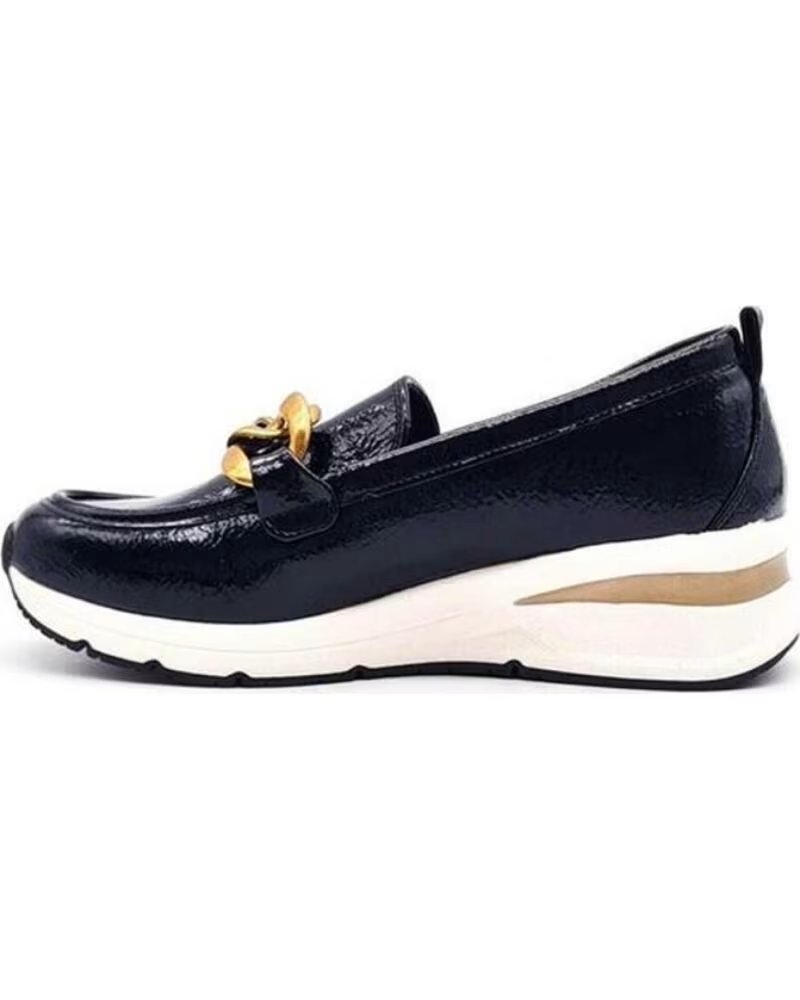 Inicio-XTI-MOCASÍN XTI 144224 NEGRO CON CADENA DORADA Y PLATAFORMA DEPORTIVA-NEGRO