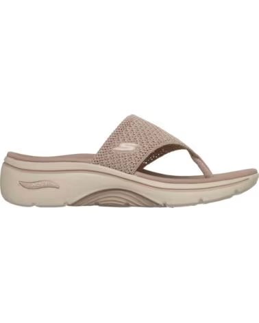 SKECHERS CHANCLAS GO WALK ARCH FIT 2 0 CARRIE EN BEIGE PARA MUJER
