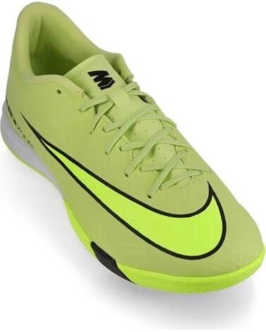 NIKE BOTAS DE FUTBOL SALA FQ8434-300 EN VERDE PARA HOMBRE GREEN