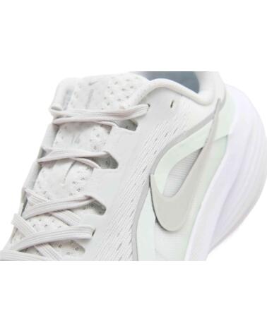 Inicio-NIKE-ZAPATILLAS-EN-COLOR-PARA-MUJER-BLANCO