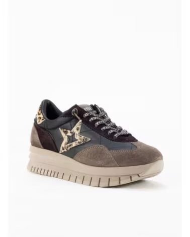 CETTI ZAPATILLAS 1259XL CON DETALLE DE ESTRELLA Y ACABADO ANIMAL PRINT NEGRO