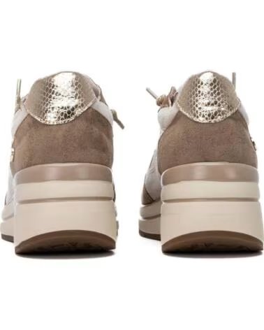 XTI ZAPATILLAS 146170 EN TONO BEIGE