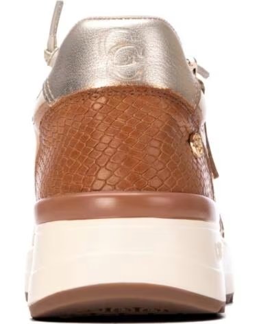 CARMELA ZAPATILLAS CASUAL 164221 EN TONO BEIGE