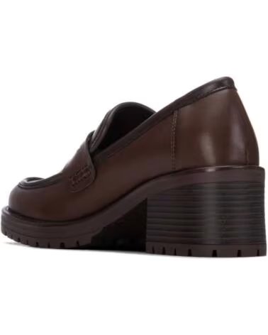 XTI MOCASÍN DE TACÓN ANCHO CON PLATAFORMA Y ESTILO TRACK PARA MUJER 146084 MARRON