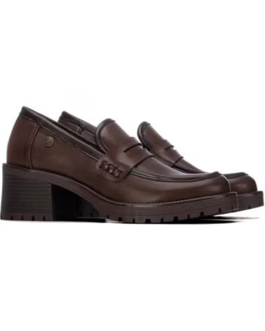 XTI MOCASÍN DE TACÓN ANCHO CON PLATAFORMA Y ESTILO TRACK PARA MUJER 146084 MARRON