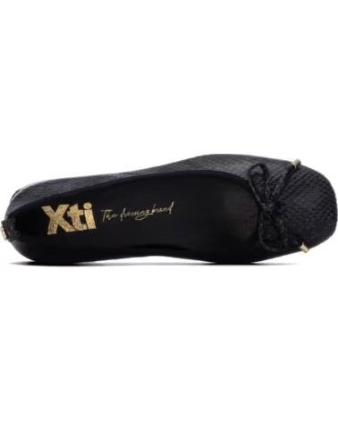 XTI 146378 BAILARINA DE TACÓN BAJO CON LAZO NEGRO