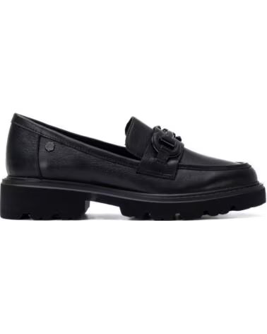 CARMELA MOCASÍN 164336 EN PIEL CON HEBILLA NEGRO
