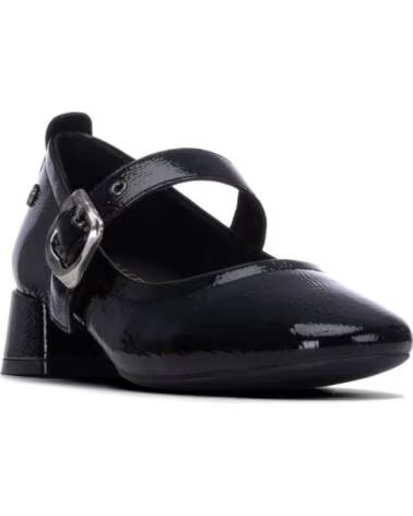 CARMELA 164361 ZAPATOS MERCEDITAS DE TACÓN EN CHAROL NEGRO