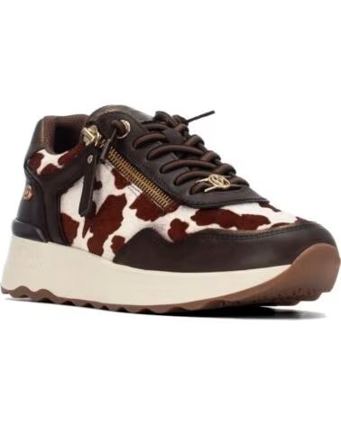 CARMELA 164360 ZAPATILLAS CASUAL MARRÓN CON ESTAMPADO MARRON