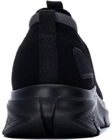 XTI ZAPATILLAS URBANAS SLIP-ON 146755 NEGRO