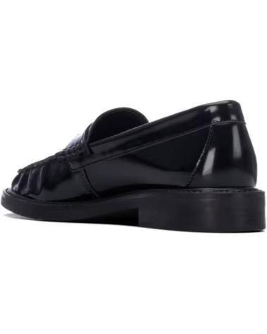XTI MOCASÍN PLANO DE MUJER 146021 NEGRO