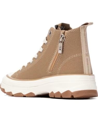 XTI ZAPATILLAS ESTILO BOTÍN 151321 EN COLOR TAUPE