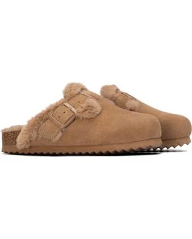 XTI ZUECOS DE PIEL CON FORRO ACOLCHADO 154096 CAMEL