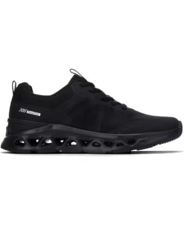 XTI ZAPATILLAS DEPORTIVAS 146757 EN COLOR NEGRO