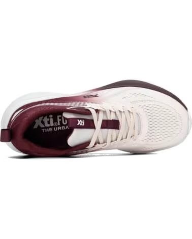 XTI ZAPATILLAS DEPORTIVAS 146346 EN TONO BURDEOS