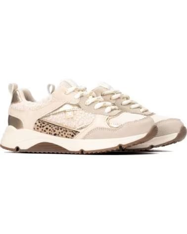 XTI ZAPATILLAS DEPORTIVAS 154172 EN TONO BEIGE CON DETALLES METALIZADOS Y ESTAMPADO ANIMAL PRINT