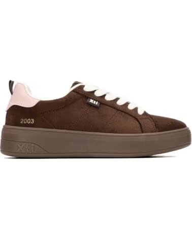 XTI ZAPATILLAS CASUAL 146270 MARRÓN MARRON