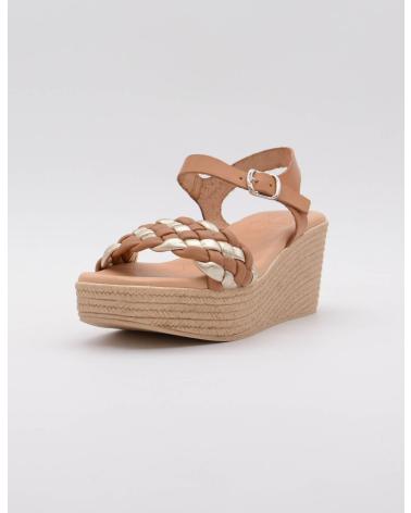 ALEKYOS KEILSANDALEN GEFLOCHTEN AUS BRAUNEM LEDER MIT GOLDDETAILS MARRON