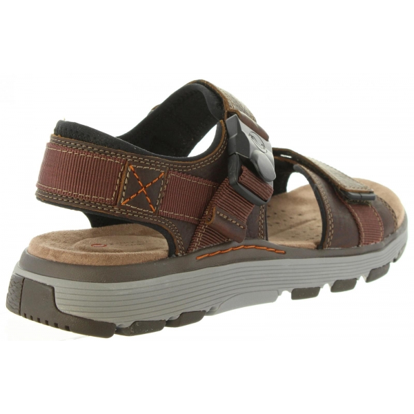 Clarks un online trek bar sandals