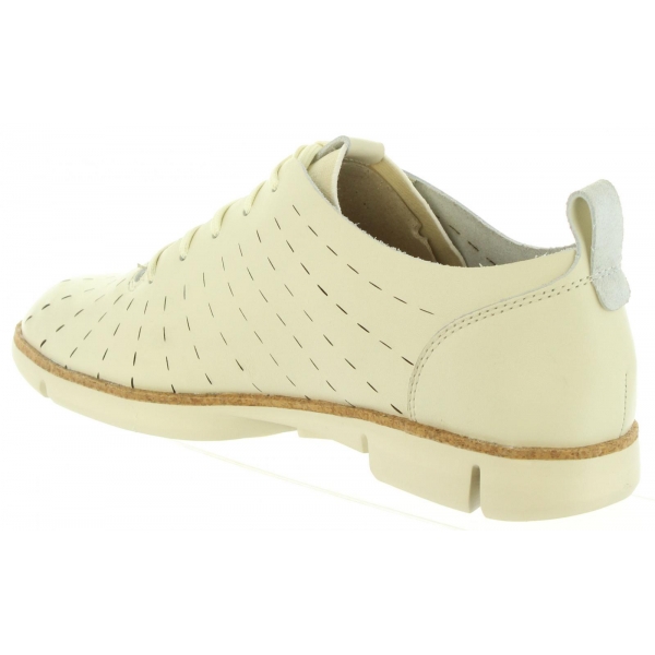 Tri outlet etch clarks