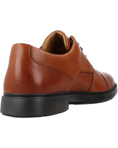 Zapatos de Hombre CLARKS UN TAILOR CAP MARRON CLARO