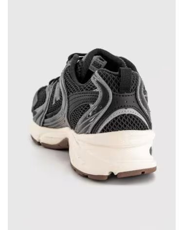 NEW BALANCE Zapatillas U5309Tn en negro para unisex NEGRO