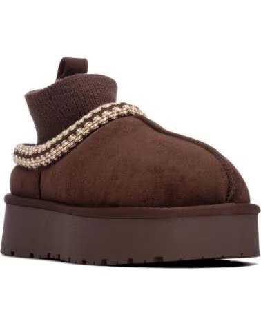 BOTINES DE PLATAFORMA XTI 146066 MARRONES PARA MUJER MARRON