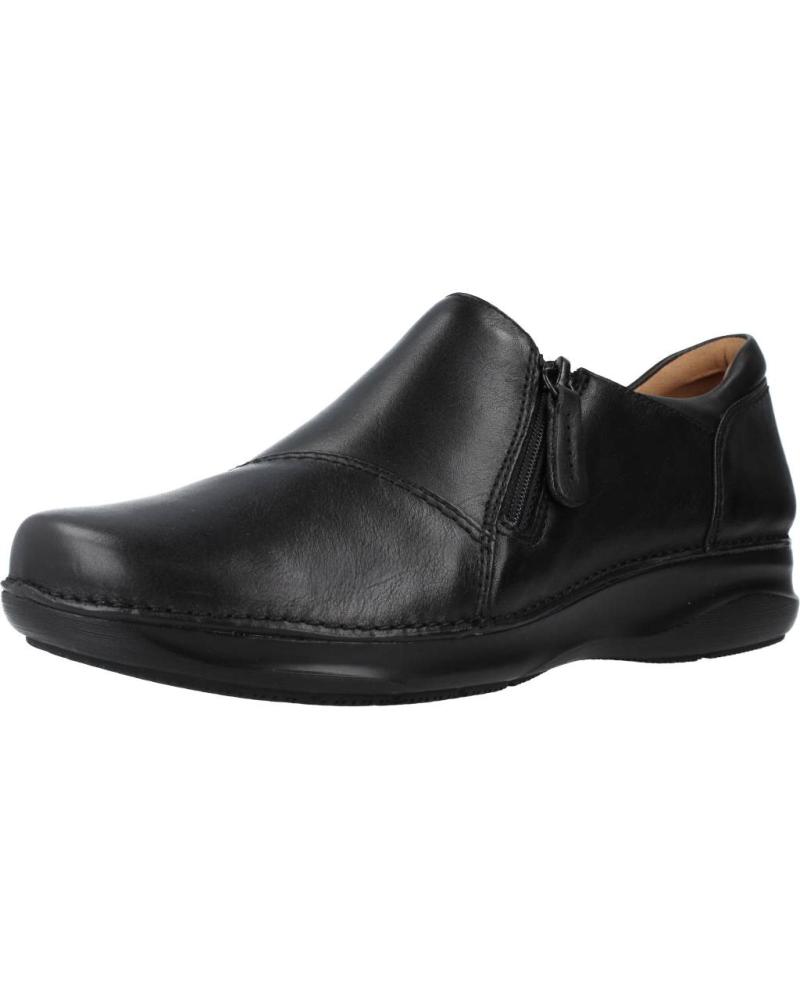 Clarks cheyn bow top