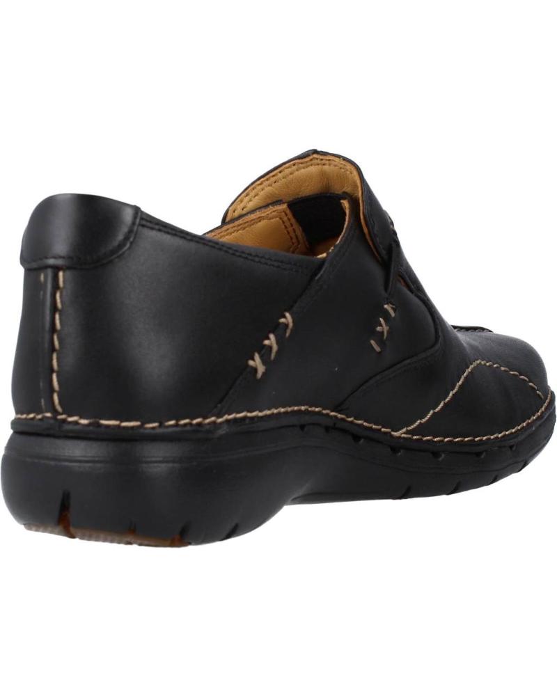 Clarks nursing deals clogs