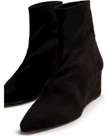 MTNG 55254 BOTAS DE SALTO ANABELA NEGRO