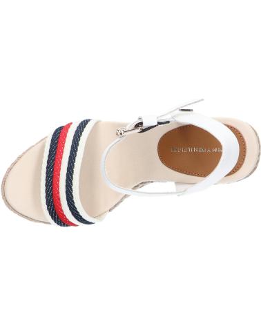 Sandalen für Damen TOMMY HILFIGER FW0FW07086 CORPORATE WEDGE YBL ECRU