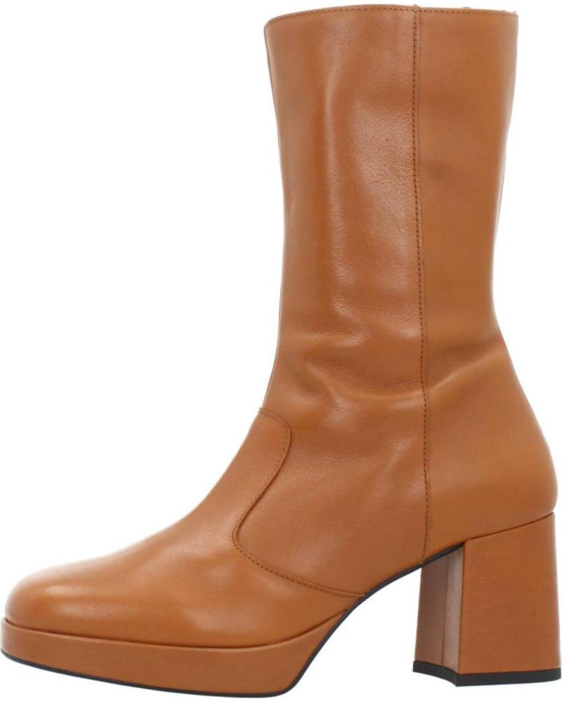 Woman boots ANGEL ALARCON 22572 436A  MARRON