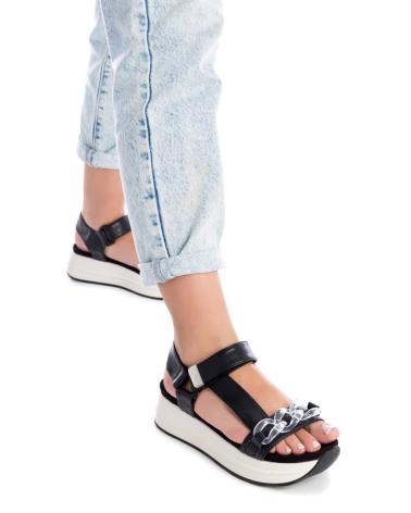 Sandalias-De-Mujer-XTI-141413-NEGRO