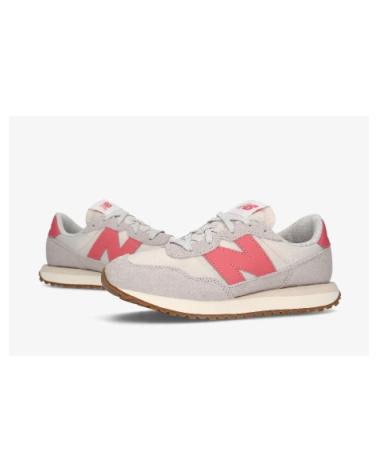 Woman and boy Trainers NEW BALANCE ZAPATILLAS GS237-PK PK GRIS